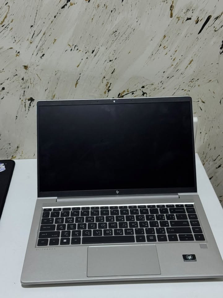 السلام عليكم
لابتوب hb للبيع - مواصفات 
معالج - Ryzen 7 (5825U) 
رام - 16G
هارد - 512ssd 
كارت شاشة خارجي - 496g
حجم الشاشة - 14 
جيل حديث 

Windows 10 pro 
السعر - 550 وبي مجال للشراي 
تواصل واتساب فقط 
***********
