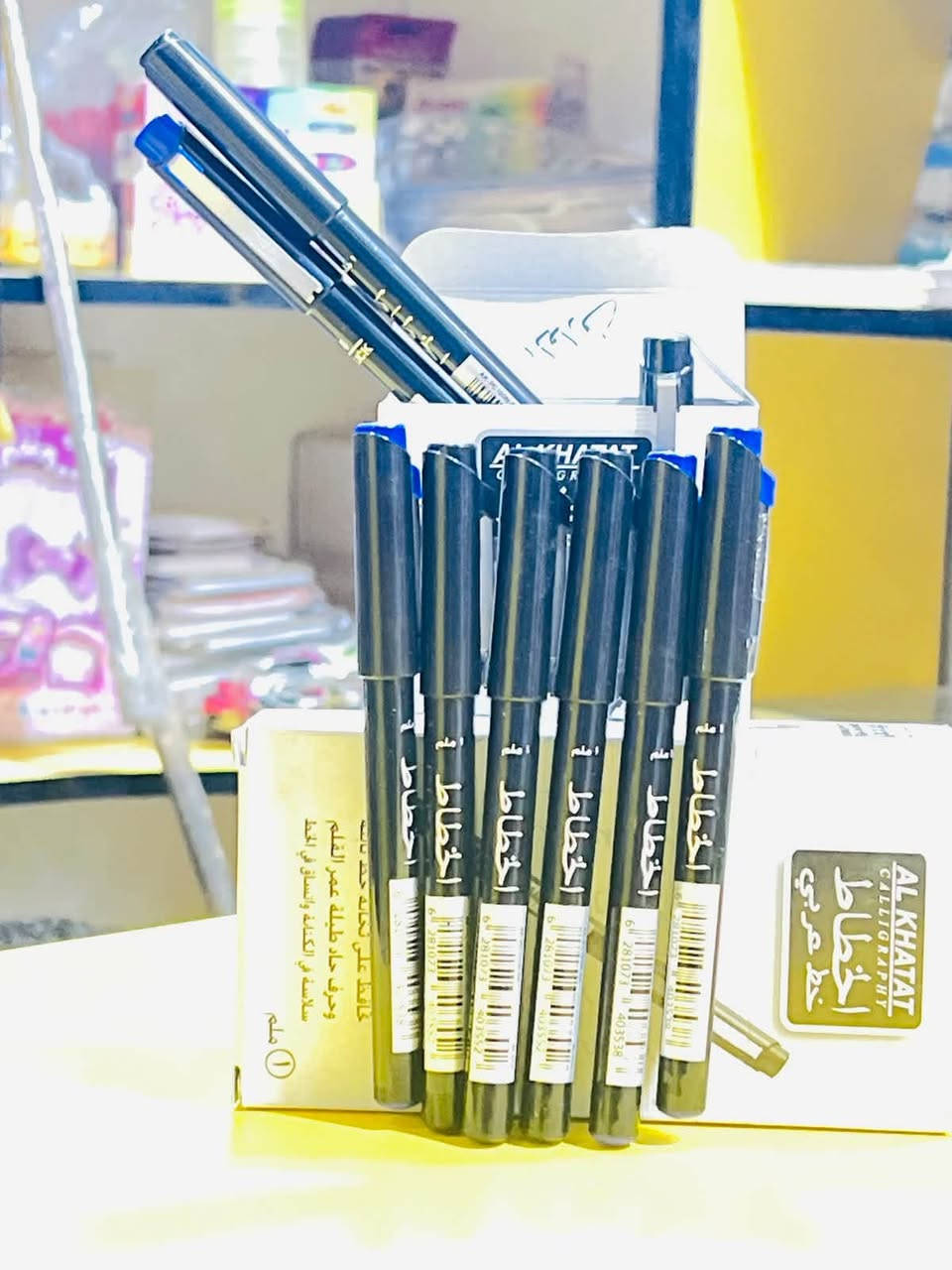 :

🖊️ القلم الجاف الخطاط 🖊️
لأن الكتابة الحلوة تبدأ من قلمك ✨

قلم الخطاط ✍️
✔️ كتابة ناعمة وواضحة
✔️ حبر أسود أنيق
✔️ مناسب للطلاب والموظفين والاستخدام اليومي
✔️ تصميم عملي ومريح للكتابة

📚 متوفر الآن في مكتبة الولايه
📍 العنوان: الكوت – حي جهاد – شارع بيت صبر
📞 ***********

مكتبة الولايه… كل ما تحتاجه من أدوات مكتبية 📚❤

نص مكتوب في الصور:
- لأن كل كلمة .. تستحق أن تكتب القلم الجاف الخطاط للكتابة الدقيقة والجميلة خط واضح ودقيق مثالي للكتابة والرسم حبر أسود قوي لا يتلاشى ولا يبهت مقاوم للماء ويتحمل الاستخدام الطويل مناسب لجميع الأسطح والأنواع اختيارك الأمثل للكتابة الدقيقة متوفر الآن في مكتبة الولايه سعر مميز وجودة عالية مكتبة الولايه العنوان: الكوت - حي جهاد شارع بيت صبر *********** نكتب أفكارك بكل وضوح