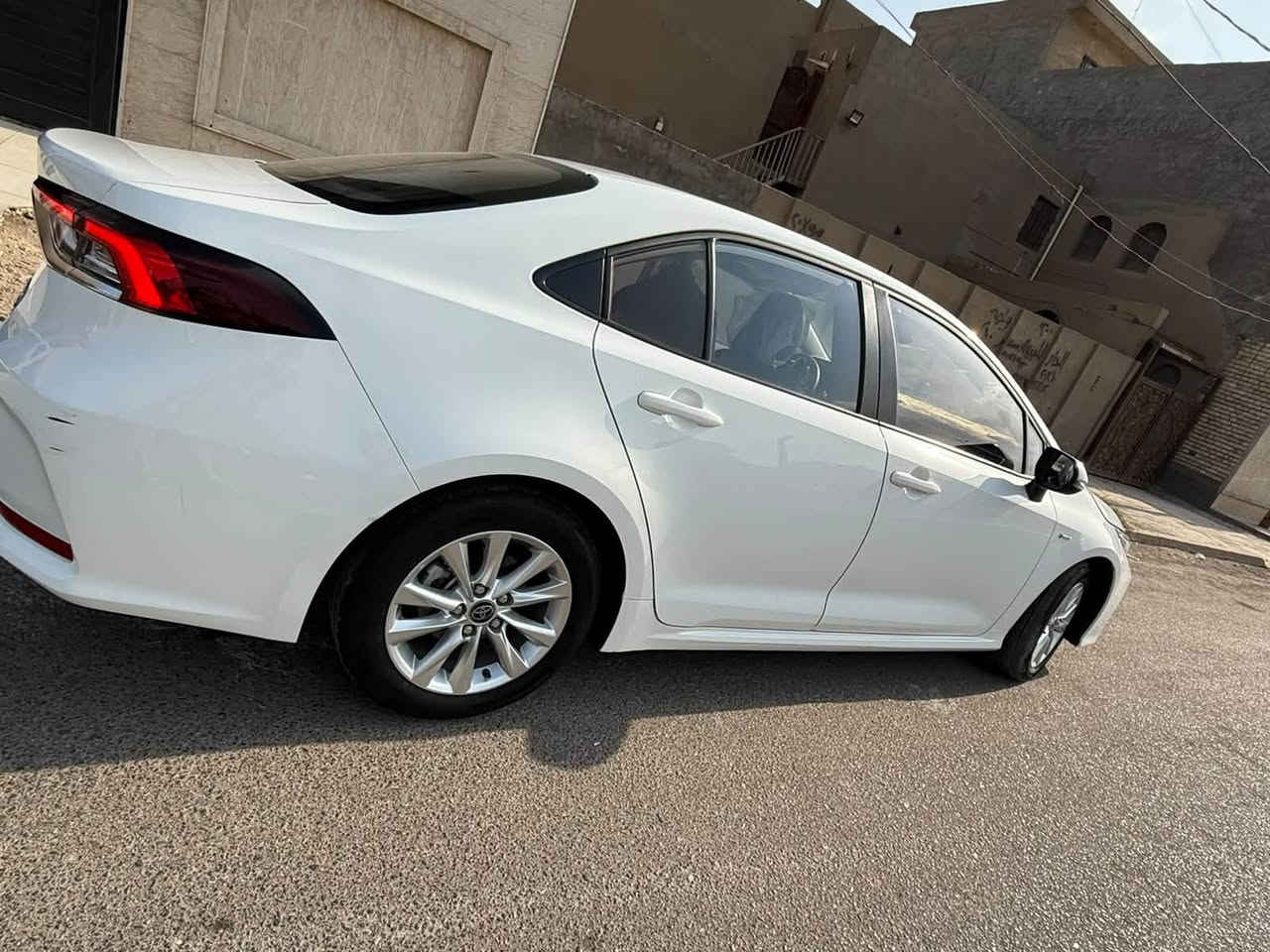 السلام عليكم 
كورلا هايبرد 2025 
الشكل الخليجي السيارة كفالة عامة من الصبغ و التبديل و البارد كفالة عامة 
ماشية 15 الف
السيارة جديدة كلش 
كشنات جلد 
اوتو هولد
تحديد مسار
قطعتين تبريد
بصمتين
رادار حساس امامي خلفي 
مكان السيارة بغداد الدورة شارع 60 
السعر 162 
الرقم ***********
