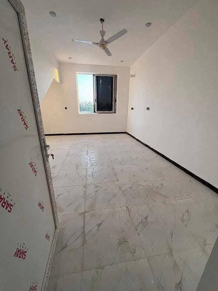 🏠 شقة للإيجار – حي الفرات

📍 الموقع: حي الفرات، الشارع الرئيسي، قرب جامع العقيلة زينب.

🔹 تتكون من:
• غرفتين نوم
• مطبخ
• استقبال
• حمامين (غربي وشرقي)

📞 للاستفسار والتفاصيل، مراسلة 
***********
