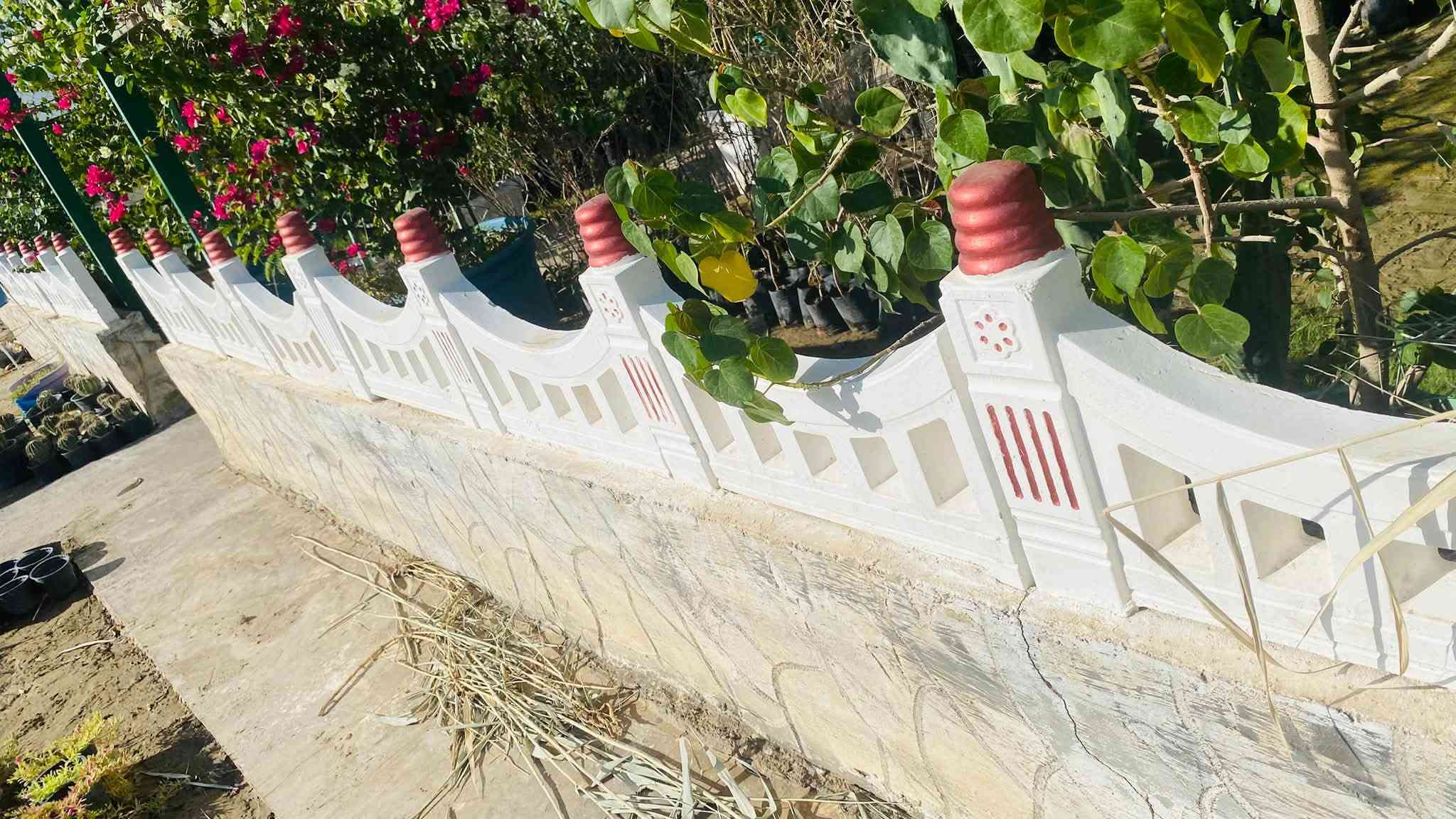 يتوفر لاين حدايق

قنفات صب
العنوان
الرفاعي الشارع العام قرب فرع سيد احمد

***********
