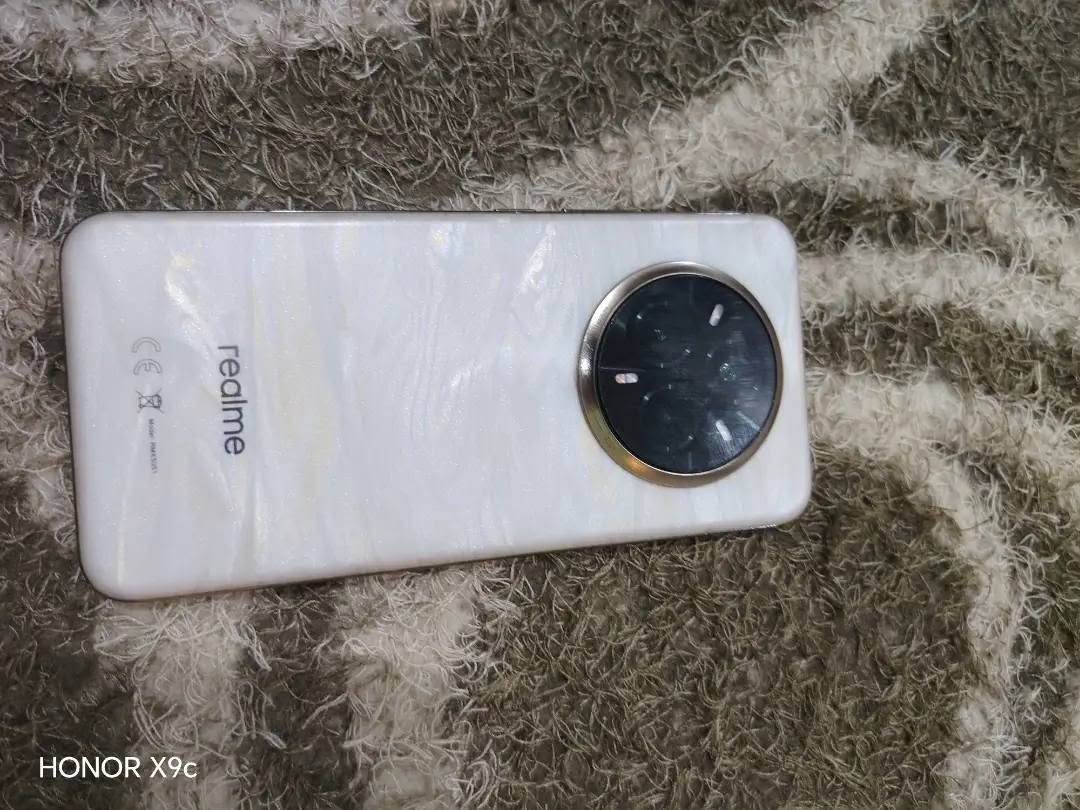 ريلمي 14 برو بلص 
تريد تعرف تفاصيل تواصل خاص وتدلل

نص مكتوب في الصور:
- HONOR X9c