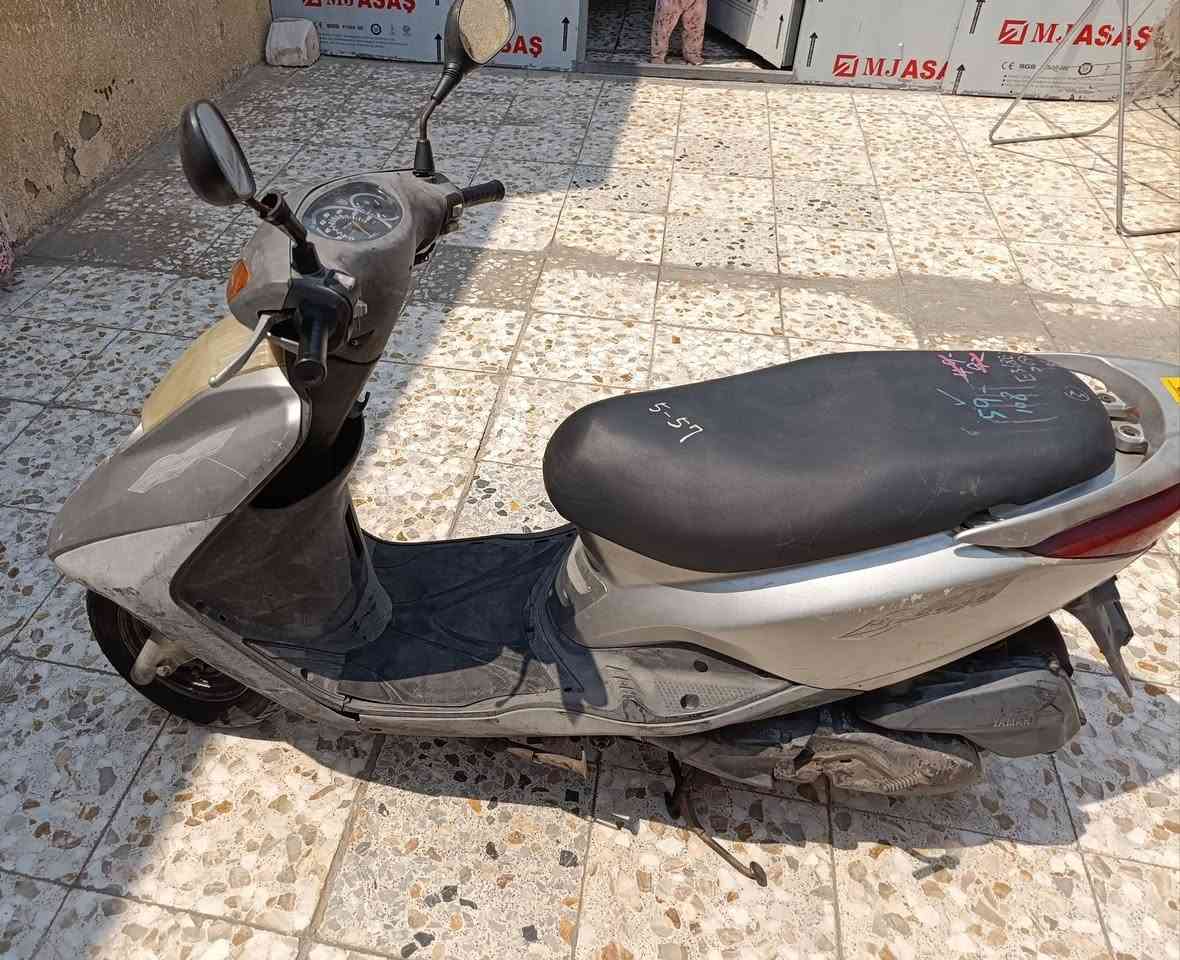 دراجه بريز ١٤٠ كابريتر مكينه ناعمه
سعر ٧٥٠ وبيها مجال 
مكان بياع ***********
