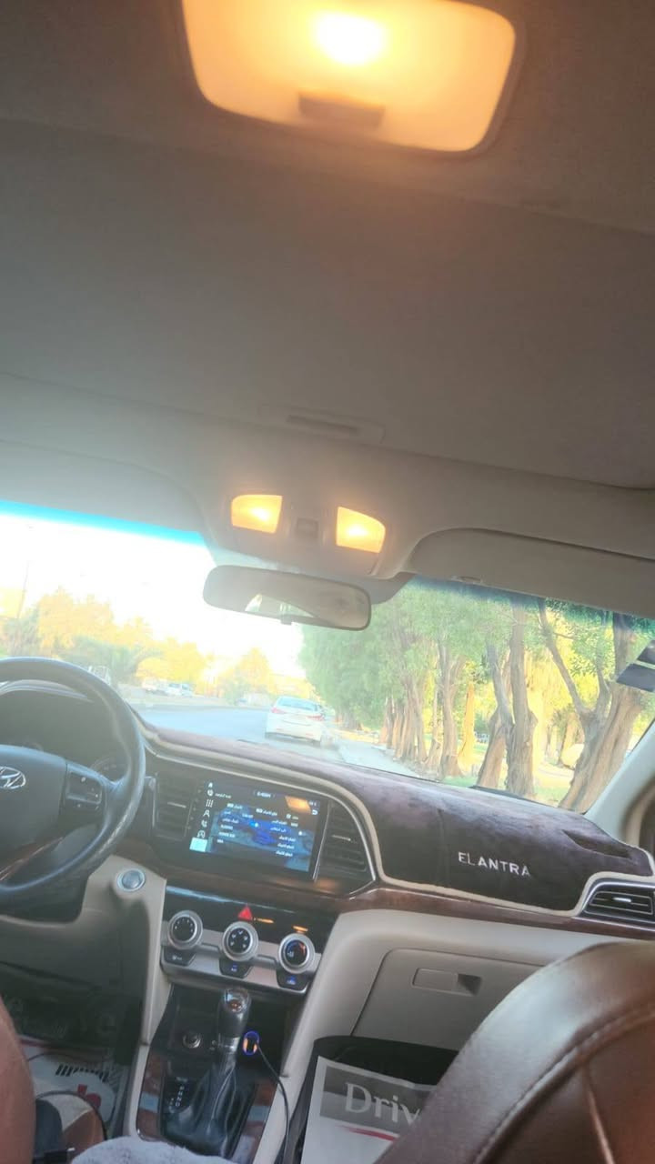 النترا2020خليجي فول مواصفات رقم بغداد انكليزي السياره خير من الله جاهزه من كلشي ماشيه 78بيها صبغ ربع باب خلفي وشويه بالدوسه وبارد بالداير مال الجاملغ الخلفي والتفاصيل بالفيديو الي يريد الدوله الفديو كامل السعر152مجال قليل ***********واتساب
