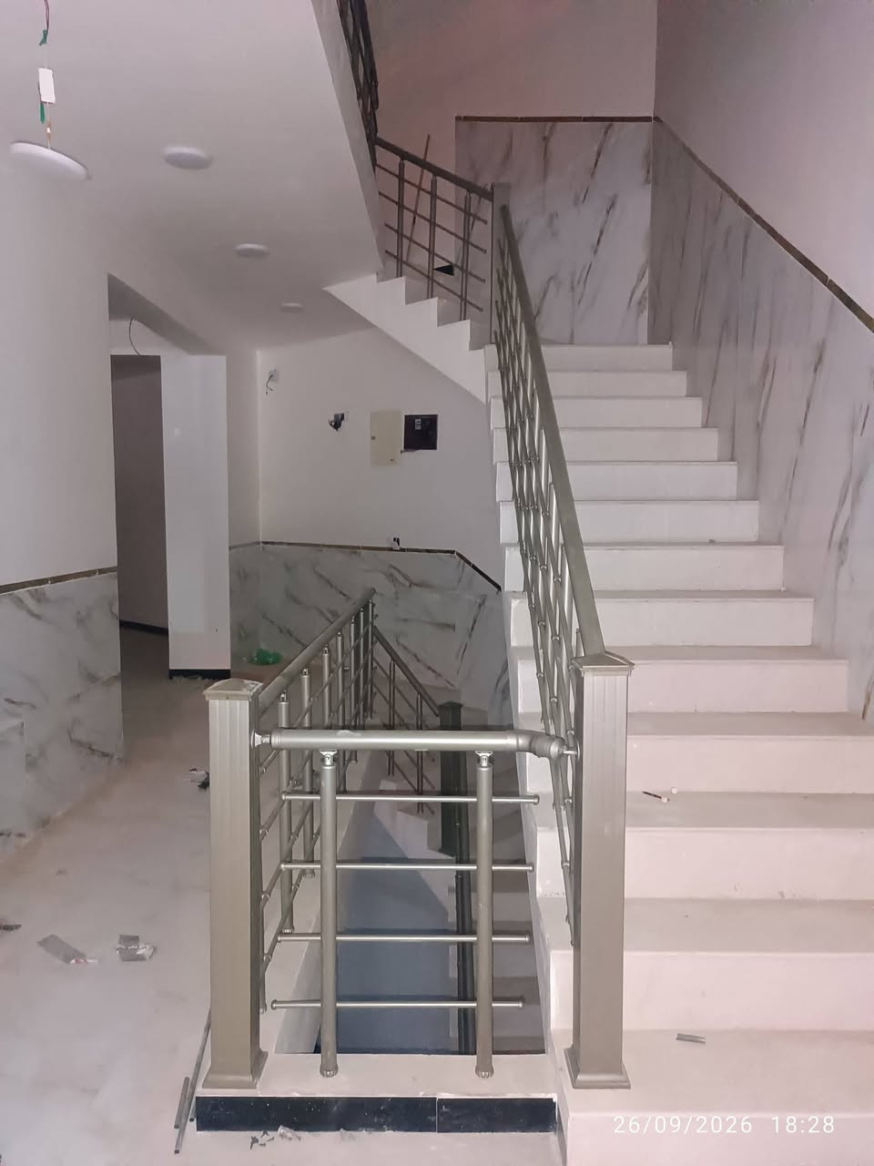 المحموديه • ٢٣٠م • محل طابق اول