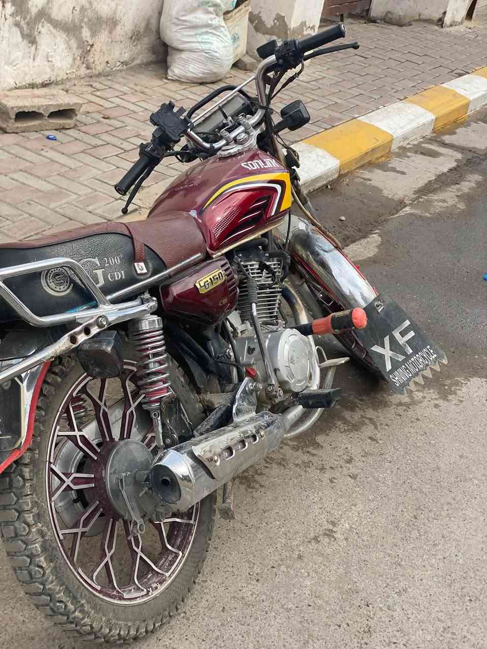 ايراني • ٢٠٠ • ٢٠٢٤
