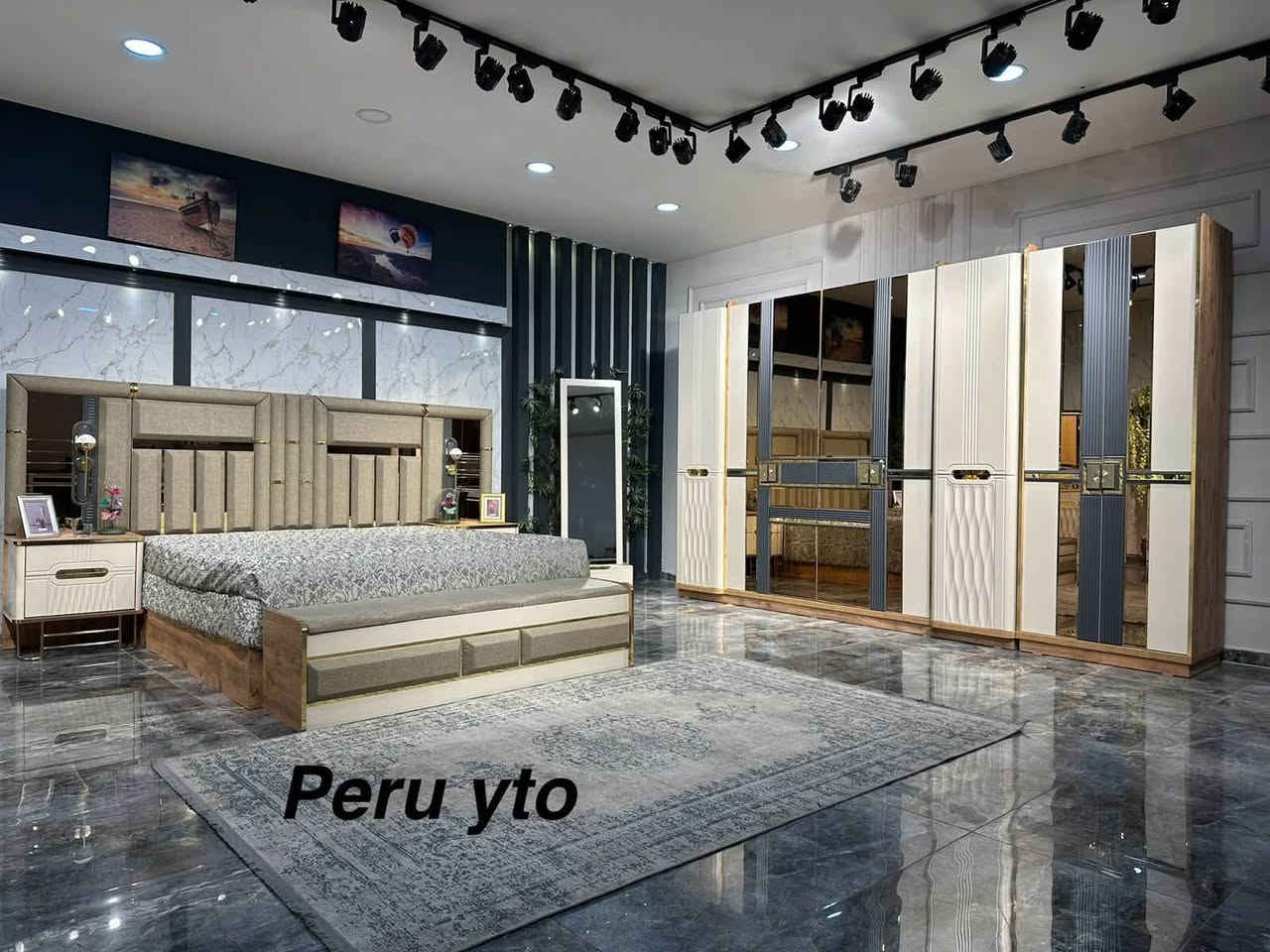 وصول جديد 👍
غرفه تركي درجه أولى 🇹🇷
نوع فخم 10 قطع
البيع يكول نقدا وبالتقسيط
العنوان قضاء الخضر الصوب الكبير شارع مركز الشرطه 
الاستفسار ***********
