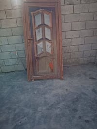 باب • للبيع