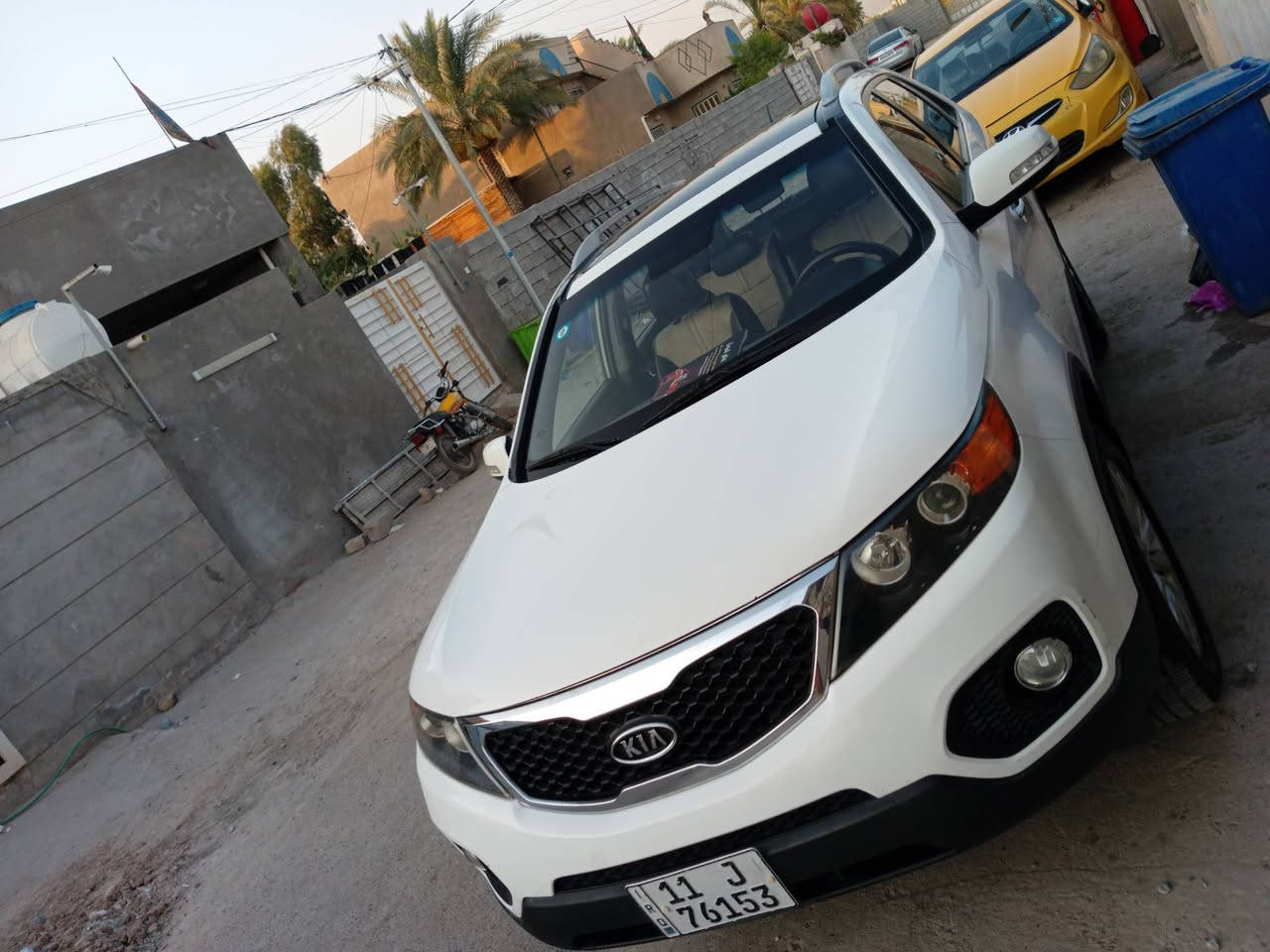 السلام عليكم اخوان كيا سورينتو.  خليجي موديل 2010 فول لمتدد مكفولة كفاله عامه رقم بغداد بسمي تحويل ثاني يوم محركV6  سعرها 145 وبيها مجال عنوان بغداد ***********
