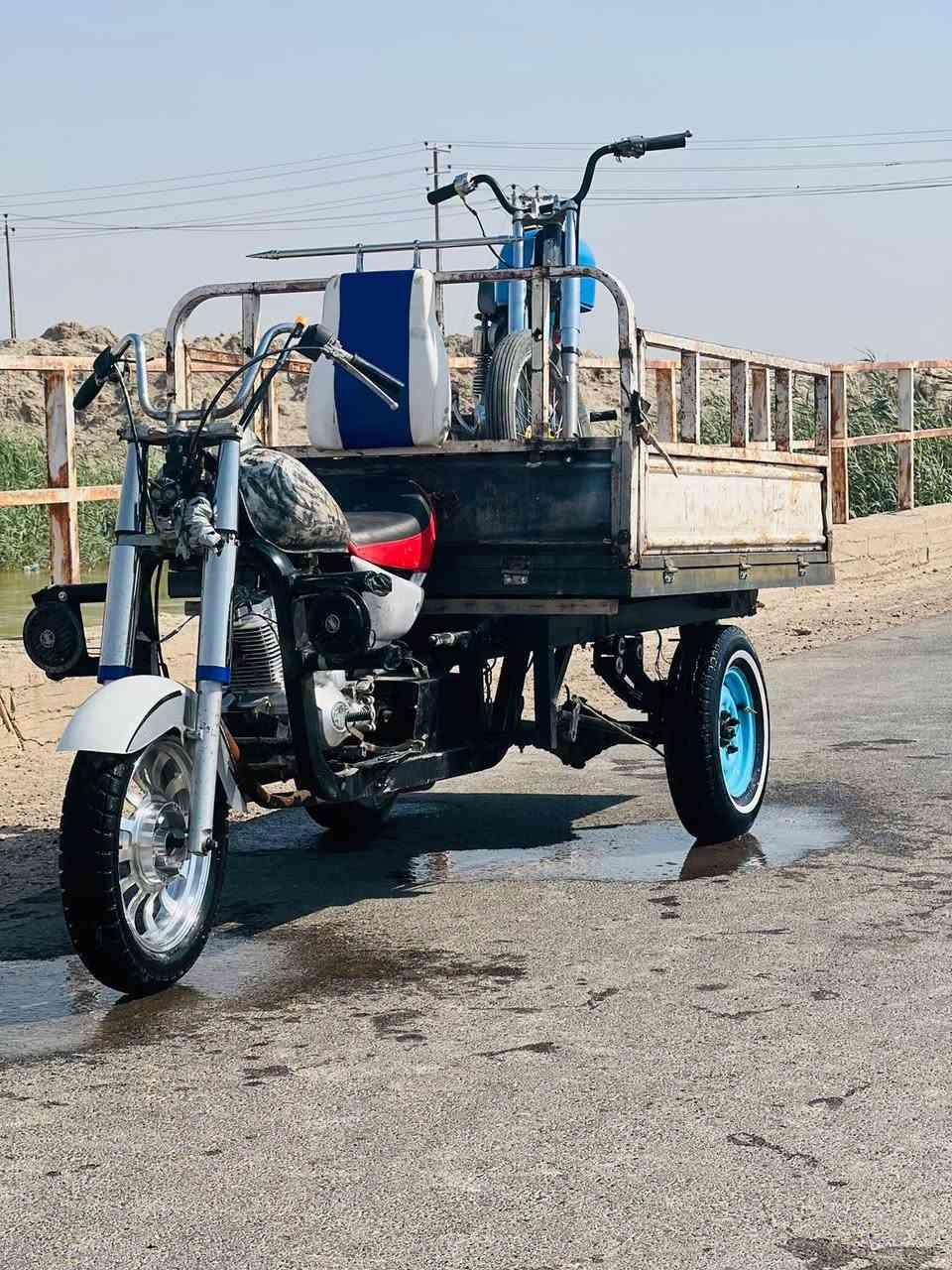 *********** تفاصيل اكثر خاص
دراجه سبعه بلاديه مكينه وكير جيس تخم تاير اكسن داير جديد كهربائيت كامله نكره سلف سعر خاص والمو شراي لاينتصل
