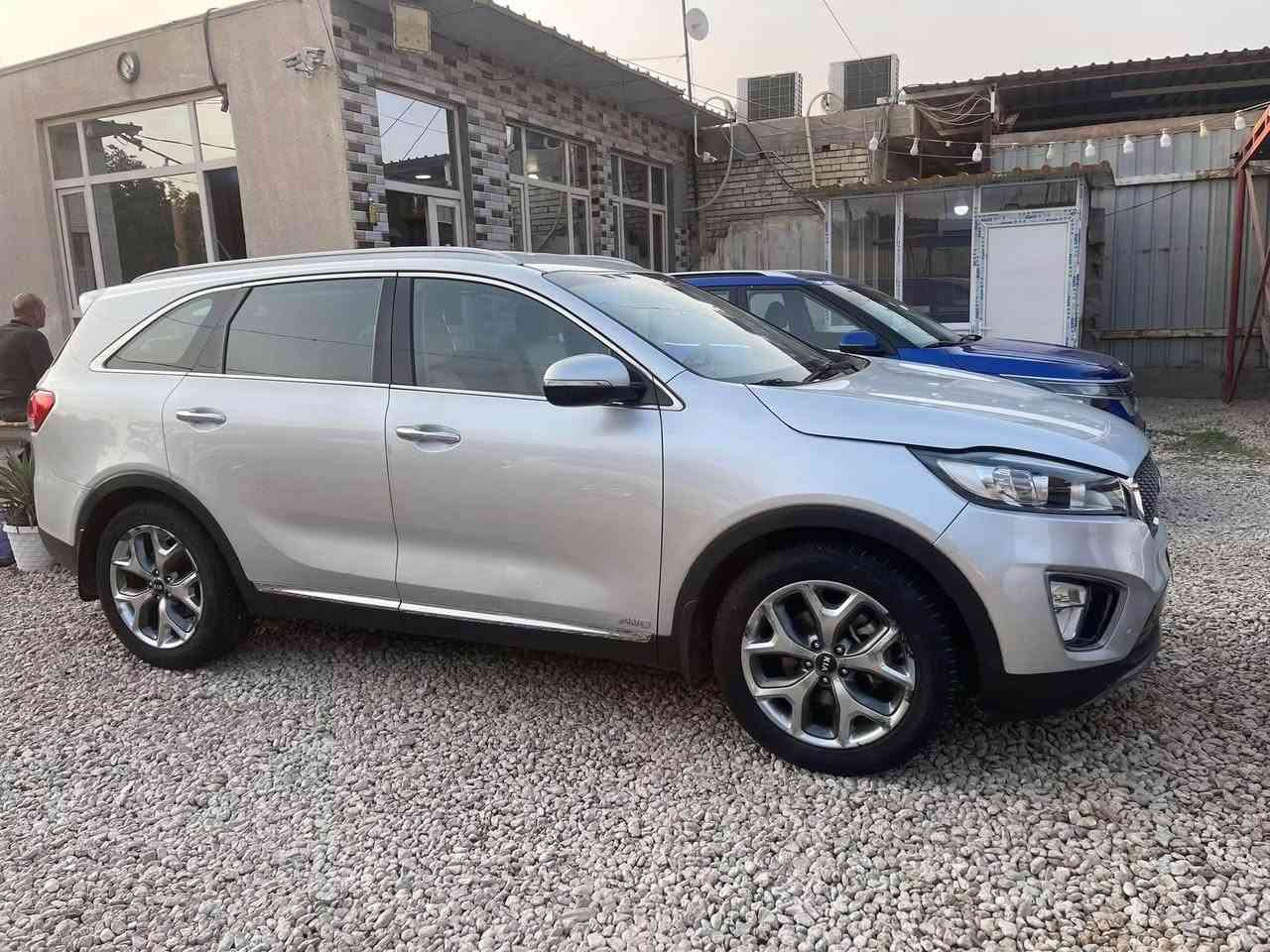 سورنتو 2015 شكل 16 #خليجي   رقم اربيل بأسمي
محرك 6 سلندر دوش 3500  
7 راكب 
3 قطع تبريد 
فور ويل 4x4
بردات خلفية 
حساسات 
شاشة كبيرة
تحكمات مقود 
درايف مود 
ويل كروم

السعر / 175$ 

مكاني كربلاء المقدسة
***********

