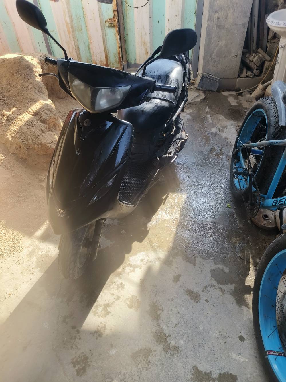 حالة الوكالة • مكينة جديدة • كفر جانبي