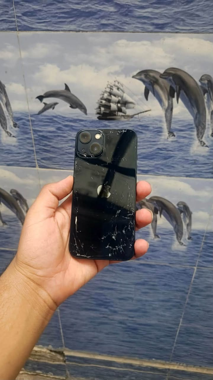 iPhone
آيفون 13 الجبير مو ال مني جهاز مبدل شاشه وشاشه بي نقطه بيضه زغيره ولا مبينه ولا شي ب وضع داكن نهاىيا ما ماثره 
ذاكره 128 
وبطاريه 64 بلاد ومتصرف 
جهاز شحن اتصال نت تكنيك سيم كارت فيس إيدي كله مكفول كفاله عامه 
ما بي عطل لا يعلك لا يشكل جهاز مفول امانه الله 
اريد أبيع لان عندي ايباد واقرا بي ما محتاج جهاز 
مكاين بغداد بلديات 
والسعر 315 وبي مجال 
فقط واتساب 
***********
