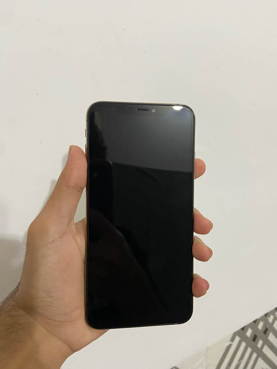 آيفون XS ماكس ٢٥٦ • ذهبي • بطارية اصلية