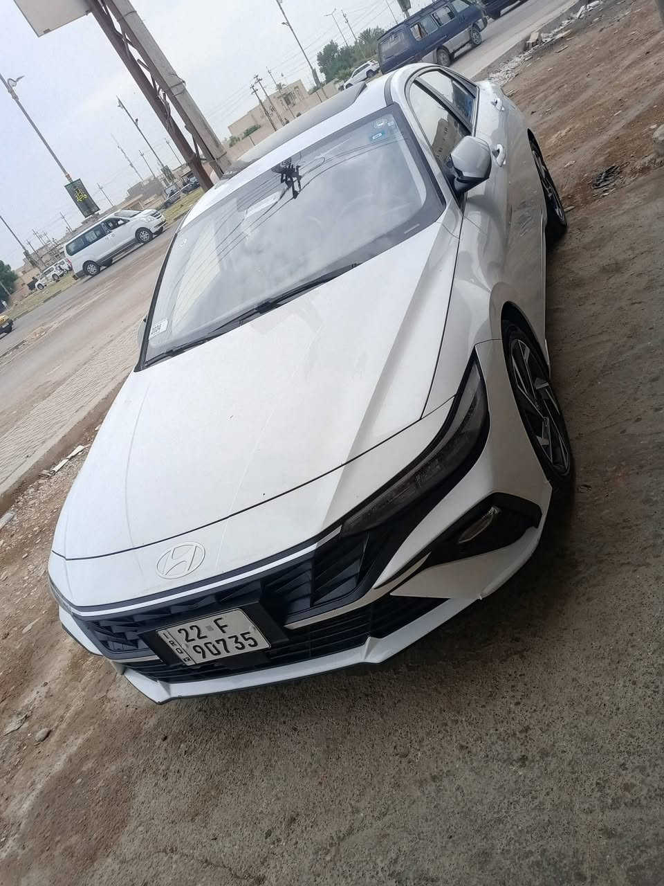 سلام عليكم البيع النتره موديل 2024 خليجيه كفاله عامه السياره فول واحد على واحد الخير فتحه تبريد قطعتين كير طياره  دكمه كشن جلد ششتين بصمه مرايات شفط ترحيب عن بعد الد امامي خلفي ماشيه 100 مكينه 1600 8 بخات مكان واسط الصويره رقم اربيل سنويه 2029 هزه 2026   السعر 140 وبيها مجال الاستفسار ***********
