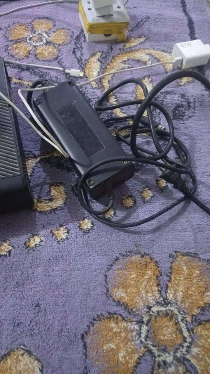 :عندي واحد جاهز هوه ولعاب كامل وياء البلي بس ال بلي مضروب كرت شاشه لي يحب يشتريهن يدلل *********** عنواني بغداد
