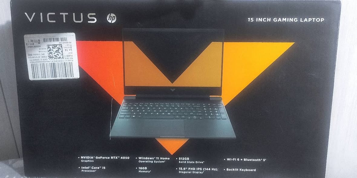💻 HP Victus 15- Gaming
المواصفات:

 المعالج: intel i5 13420 H

كرت الشاشة: NVIDIA GeForce RTX 4050 6GB 

 الرام: 16GB DDR5 

 التخزين: SSD NVMe 512GB

 الشاشة: 15.6 بوصة FHD IPS – 144Hz 

⌨️ كيبورد بإضاءة خلفية (Backlit)

⚙️ النظام: Windows 11 أصلي

📦 الحالة: نظيف جداً  /  الجهاز داخل ضمان من الشركة ينتهي يوم 2027/3/13

🔌 الشاحن الأصلي موجود
عنوان بغداد الجديدة يوجد توصيل

السعر مليون و50 

للتواصل : ***********
