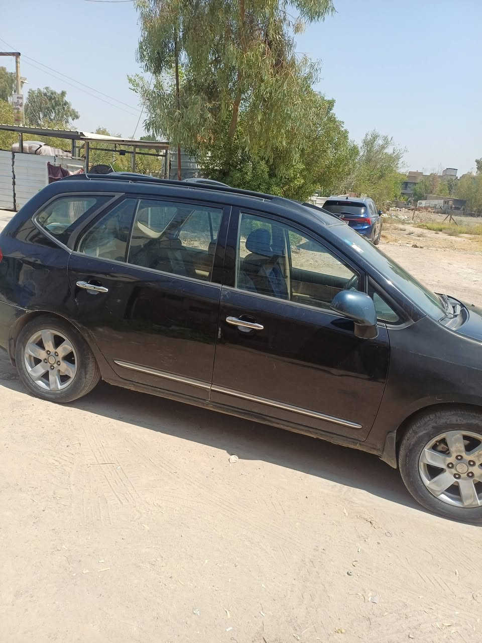 السلام عليكم للبيع كيا كارنز 2008 تبريد صدر حدادية بدون اي نقوصات كهربائيات كلها شغاله تجي وتشوف محرك 2000 دوش المرغوب رقم بغداد السيارة جاهزة من كل النواحي *********** مكلف بالنشر ممتواجد ع الفيس اتصل بالرقم السعر 105 وبيها مجال
