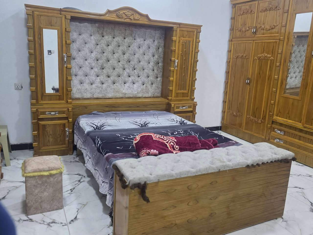 بيع مستعجل 🔥🔥🔥🔥***********

السلام عليكم
 غرفة عراقية صاج ونجارة عراقي  صار شهر 
اشتريتها ٢مليون  بعدها بجيسها جديدة وحاليا احتاجينا فلوس رايدتها مليون ونص *********** 🌸   مكانها كوت الجديدة
