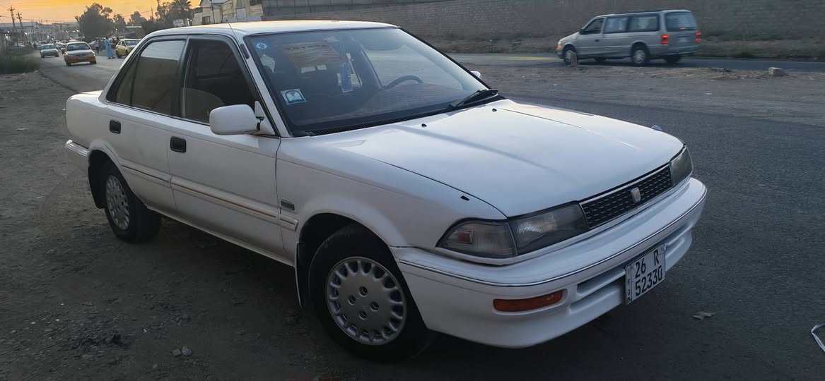 كرلها مدايل 90 مكينه وكير شرط تبريد شغال بدون صبق بها شبر جملق الأمامي صبق بدون دواخل صاحبها الشرعي بل موصل شرط التحويل كير توماتيك طخم تايه طخمها كلو جديد شرط التحويل رقم نكليزي قير متواجد ع فيس السعر43 >*********** <>*********** <
