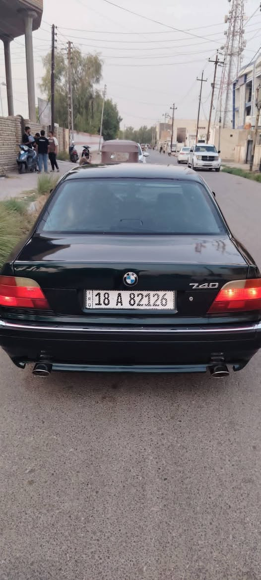 السلام عليكم بي ام كاسحه 730 1996.V8 زيتوني مكفوله من الضربه والطخه محرك كير حداديه جدد بلادي كهربايات كلها شغاله 5ويلكب فتحه قمارة سلايت روف تبريد قطعتين كشنات جلد وكهرباء دواخل كلها جلد+صاج هاتف اصلي تحكم ستيرن جهتين مثبت سرعه جام كهرباء مرايات كهرباء خزن ميموري مسجل بلادي دبل جام دبل كزوز بلاد نضام سبورت شغال ABS دبل جكمجه لدات اماميه رقم بابل الدولي مميز سنويه جديده باسمي تحويل وين ماتريد مكاني بغداد السعر 65 رقم الهاتف *********** 
سياره بلعافيه عل ياخذه شنو ابالك جديد من ميكانيك ومن كشر ونصبه
