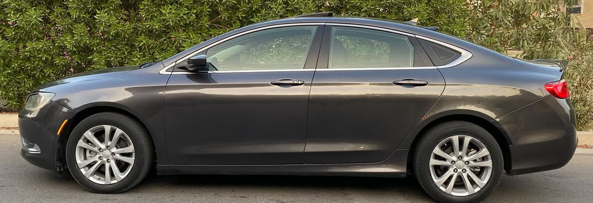 ...﷽ ...
Chrysler..C200
الموديل :- 2016 :

المحرك :- 4سلندر/2400

المواصفات فول 

:- بصمة
:- سلايد 
:- كامرة خلفيه
:شاشة جبير 
سايد بريك بصمه
:- لايتات زينون وباقي المواصفات المعروفه 
السيارة جاهزة وبشرط الكير والمحرك والحدادية والكهربائيات 
السعر:88$ورقة وبيها مجال بسيط 
بيها 5قطع صبغ صبغ الحادث موجوده صور الحادث ب المنشور هم 
العنوان :بغداد :
للاستفسار اتصل :-   ***********

نص مكتوب في الصور:
- carsbidshistory.com
- 1. Lot: 21829038 9:58 Full check this VIN! Remove VIN carsbidshistory.com