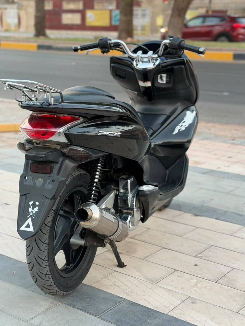 سلام عليكم....
دراجة (PSX)...(جيل الاول)  
🛵للبيع  ماشيه 28الف حقيقي مامتعوبه
دراجة شلعه معدل كهربائيات كلهه شغاله 
دراجة جديده  بلادية
أي نقص مابيهة دراجه مكفوله كفاله عامه بشرط علفحص اذا برغي مفتوح ترجع دراجة مال جناي 
جيب فيتر وتعال افحص مستعجل على بيعتهه السعر مليون و250
العنوان بغداد  الكرخ  الاستفسار الاتصال على الرقم 📞***********
