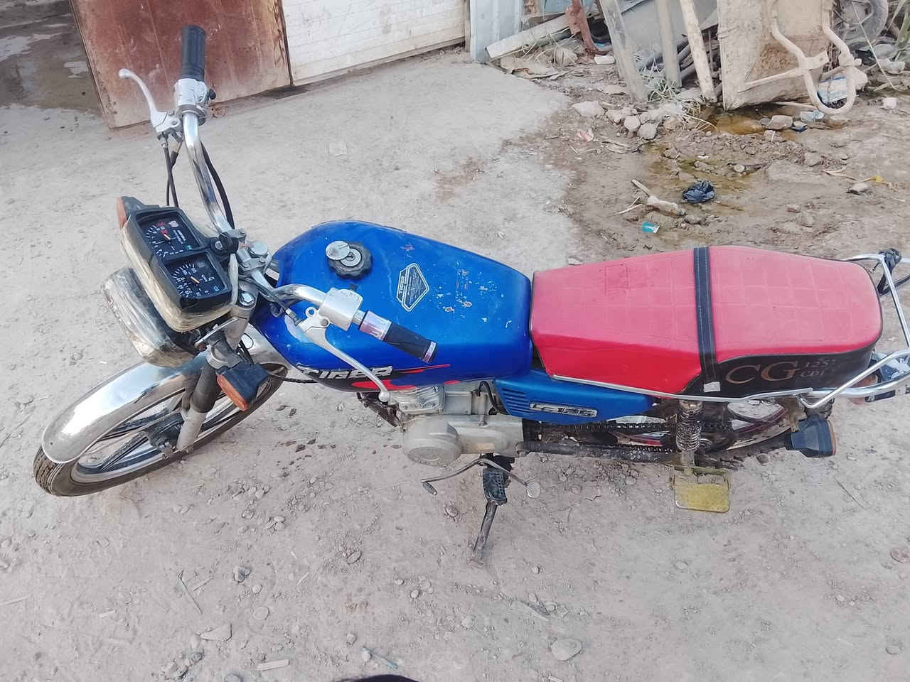 مكاني بغداد تاجيات سعره 200وبيهه مجال***********
