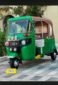 الي عنده تكتك صايق موجود بل شعله هيج نضافه مال جناي 07762779224
