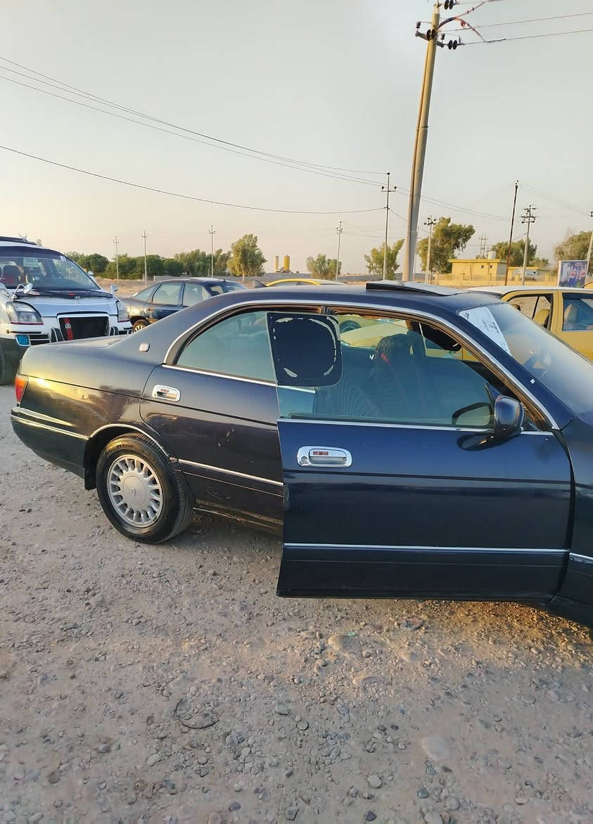 سلام عليكم سياره بطه منفصل رقم انكليزي بأسمي مكاني ديالى جلولاء سعرها 35 بيها مجال وهذا رقمي ***********
