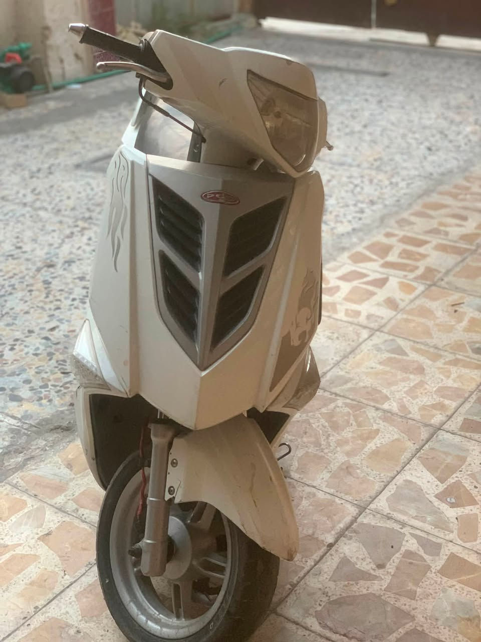 سلام عليكم دراجه بياجو كوري دراجه مكفوله كفاله من كلشي راديتر وبنكه بيهه بلادي السعر 650وبيهه مجال بصيط
الاستفسار على هاذه الرقم *********** عنواني بغداد الجديدة
