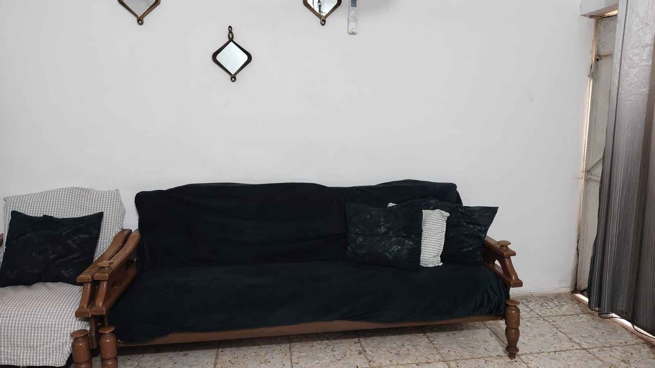 تخم ١٢ مقعد للبيع مع طبلات مكانه الكماليه واتساب *********** واتساب فقط الرد اي احد عنده غرف نوم صاج او تركي اغراض بيت تخومه ملكيه او عاديه يدزهن واتساب بغداد, العراق
