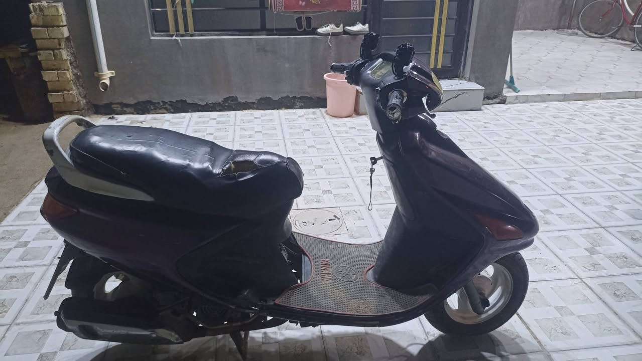سلام عليكم دراجه فراشه نثيه نظيفه ما مفتوحه كهربائيات شغلات سلف نكره وحده السعر 350 و بيه مجال العنوان نجف الاشرف كوفه ناحيه الحريه الاستفسار على الرقم ***********
