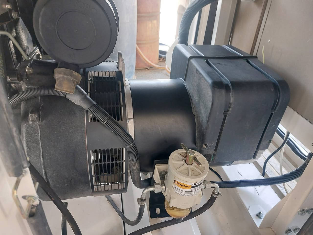 مولد 60KVA غدار للبيع مشتغله ٣٠٠٠ساعة على وضع الشركة
للإستفسار على الرقم ***********
