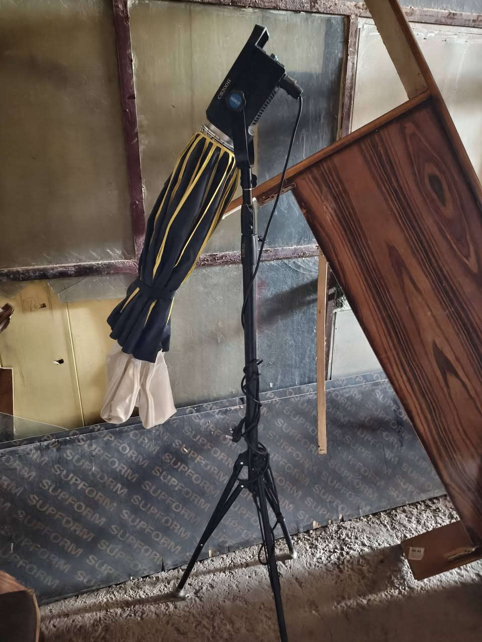 سوني a7iii مع عدسة مايكرو واضائة مستمرة عدد 2  مع ستاند كامرة كاربون فايبر ممستعملات فترة قليلة شتر تقريبا جوة الالفين نضافة 100% مستعجل على بيعتهن ***********
