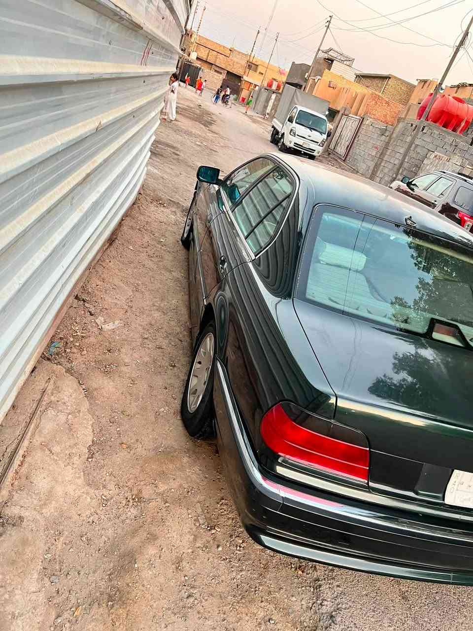 السلام عليكم كاسحه موديل ٢٠٠٠ فول مكينه ٨ سلندر مراوس شعندك نزل مكاني بغداد وهذا رقمي للاستفسار *********** ابو العز
