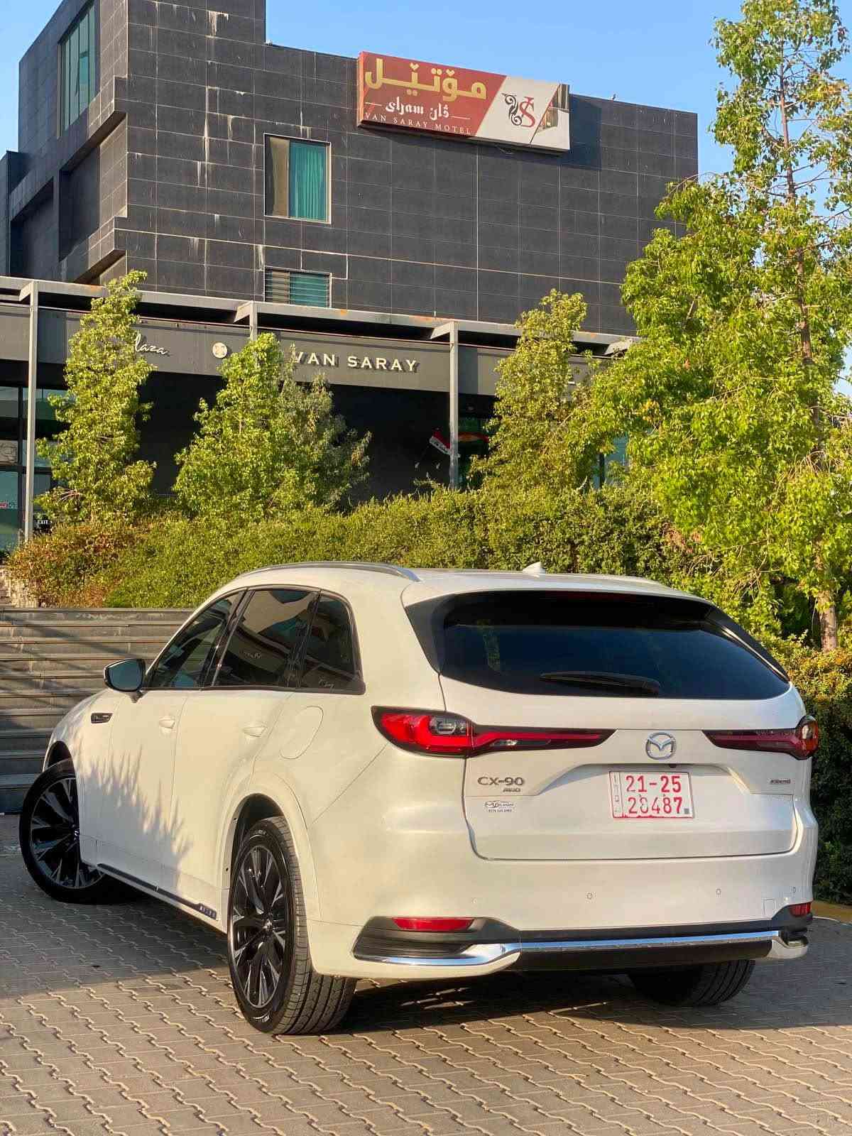 Mazda Cx-90 2024 
Turbo S Premium Plus
Hybrid

مازدا Cx-90 ٢٠٢٤
توربو S بريميوم بلص هیبرد

مواصفات فول فول بريميوم پلص
ماشي فقط 60 الف ميل
مواصفات 
محرك کبیر ٣٤٠ قوة حصانة
بانوراما ، فور ويل ، Face id ,داتاشو ، كيج الكتروني ، سماعه Bose , بصمة تشغيل ، ابواب بصمة ، بريك بسمه، سندوق كهرباء 
 كشنات جلد + كشنات تدفه تبريد ميموري  تبريد قطعتين  ABS,TC,navigation,wifi,GPS,Bluetooth,ECO,
شاشه كبير كاميرا 360 رادار 360 ، Auto Hold ، ٣ مود درايف Normal Sport Off-Road ، حساسات امامي خلفي 
لايت ليد زينون بگ لايت ليد
محرك 3.3  6 سلندر  تيربو میلد هایبرد

📍مكانه سليمانية
رقم سليمانية باسمي

للستفسار :
‏Viber+Whatsapp
📞***********

MAZDA Cx-90 2024
 Premium plus Turbo S 
مازدا CX-90 2024
مواسفات بريميوم بلس توربو S
مەکینە گەورە ٣٤٠ ئەسپ
Face id
بانوراما شاشه گه وره  5كاميرا  كاميراي 360 به سمه 
5 رادار  راداري 360 اميرجينسي بريك خه تي جاده
گيج الكترون بريك به سمه
كوشن جلد كوشن كاره با كوشن سارد و گه رم 
كوشن خزن شحن واير ليس
سوكان هيته ر 
ABS,TC,GPS,WIFI,NAVIGATION,Bluetooth,
ده بل اكسل AWD
راداري بيش و دوا لا ته نيشت حاسه ي بيش و دوا
تبريد مركزي پرده ي جامه ماني دواوه
لايت ليد و زينون عه ده سه ، جوله ي لايت له گه ل سوكان
مكه به ره ي boss  مكه به ره ي ناو صندوق
صندق كاره با 
ماوه ي روشتن 60 هه زار میل
مه كينه 6 بستون 3.3 تيربو میڵد هایبرێد

***********📞
شوين سليماني 
رەقەم سلێمانی السليمانية, العراق
