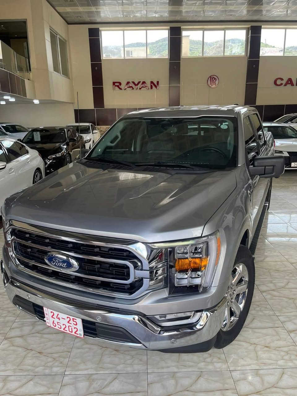 السلام عليكم ✋🏻🤍
للبيع فقط 

بي كب فوردF150

  (2023)

السياره جديده واحلى من الصور

رقم دهوك الجديد مرقمه وبسمنا السياره

مواصفات فول XLT
فول الفول ماعدا الفتحه وكشنات مخمل 
بصمه+بصمه ابواب+صندوك+تشغيل عن بعد
رادار امامي 
تبريد قطعتين 
تدفئه مقاعد
مقعد كهرباء
شاشه ايباد+تدعم كاربلي 
تحديد مسار 
توقف ذاتي 
مانع اصتدام 
5كامرات 360
حساسات خلفي امامي وجوانب 
تثبيت سرعه 
هندبريك بصمه 
تو ويل موفورويل 
اتقصاديه ⛽
وبعد بيها مواصفات ماذكرتهن لان معروفه مواصفاتها 
لون رصاصي مميز لماع 🩶
محرك(V8 (5000 💣🇺🇸✈️

كير محرك شرط 

 السياره 
كلين كلين بدون قطرة صبغ وضع شركه 

سبيرها علبلاد منازل 

***********
ابوعلي 
متوفر واتساب
