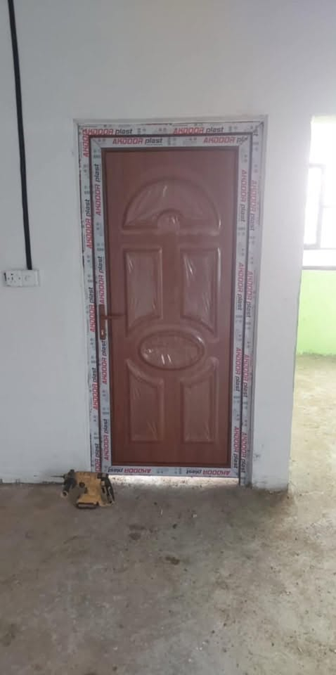مجموعه متنوعه 
من ابواب الداخليه 
ابواب بلاستك بجميع انواعها 
ابواب داخليه تركيه جاهز 
ابواب داخليه صيني درجه اولى 
محجرات بجميع انواعها 
اسعارنا تنافسيه ثابته 
للاستفسار عن الاسعار مراسله الصفحه او الاتصال على رقم *********** 
عنواننا ديالى // المقداديه 
نعمل في جميع مناطق المحافضه
