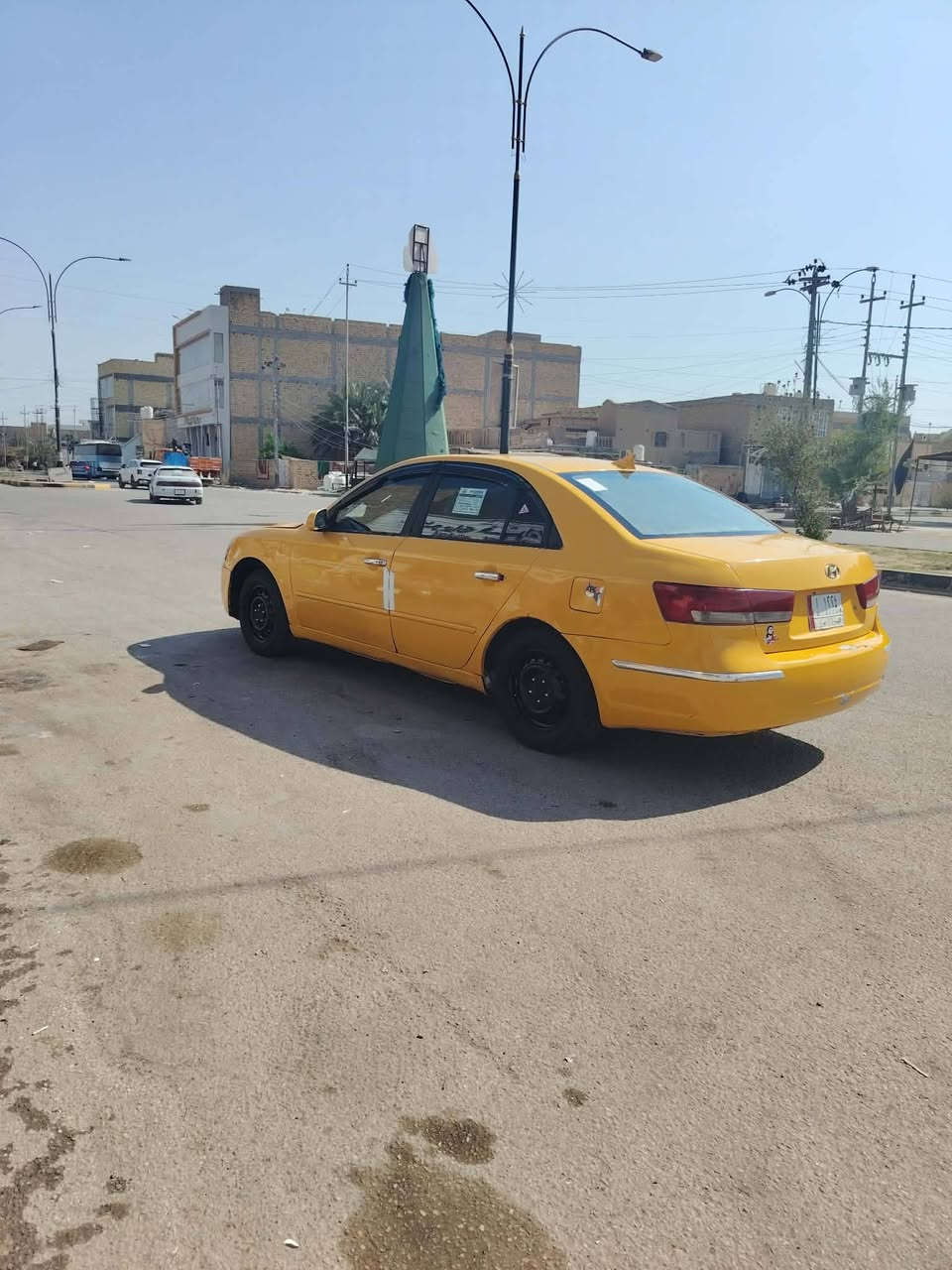 سلام عليكم سياره سوناته موديل ٩ سياره جاهزه  رقم بصره راعيه موجود بل شطره  سياره خير من الله تبريد حداديه وره وكدام كهرباءيات كله شغاله  تخم تاير  ول سياره بيه قطع غيار علمود لخياس بيه بنيد وباب  وقبق صندوك  سعر لسياره ب٧٨ وبيه مجال لمكان شطره  ***********
