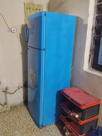 ثلاجه مستعمله للبيع جبيره كلش مكاني بغداد الشعله 07702215876 سعر 200