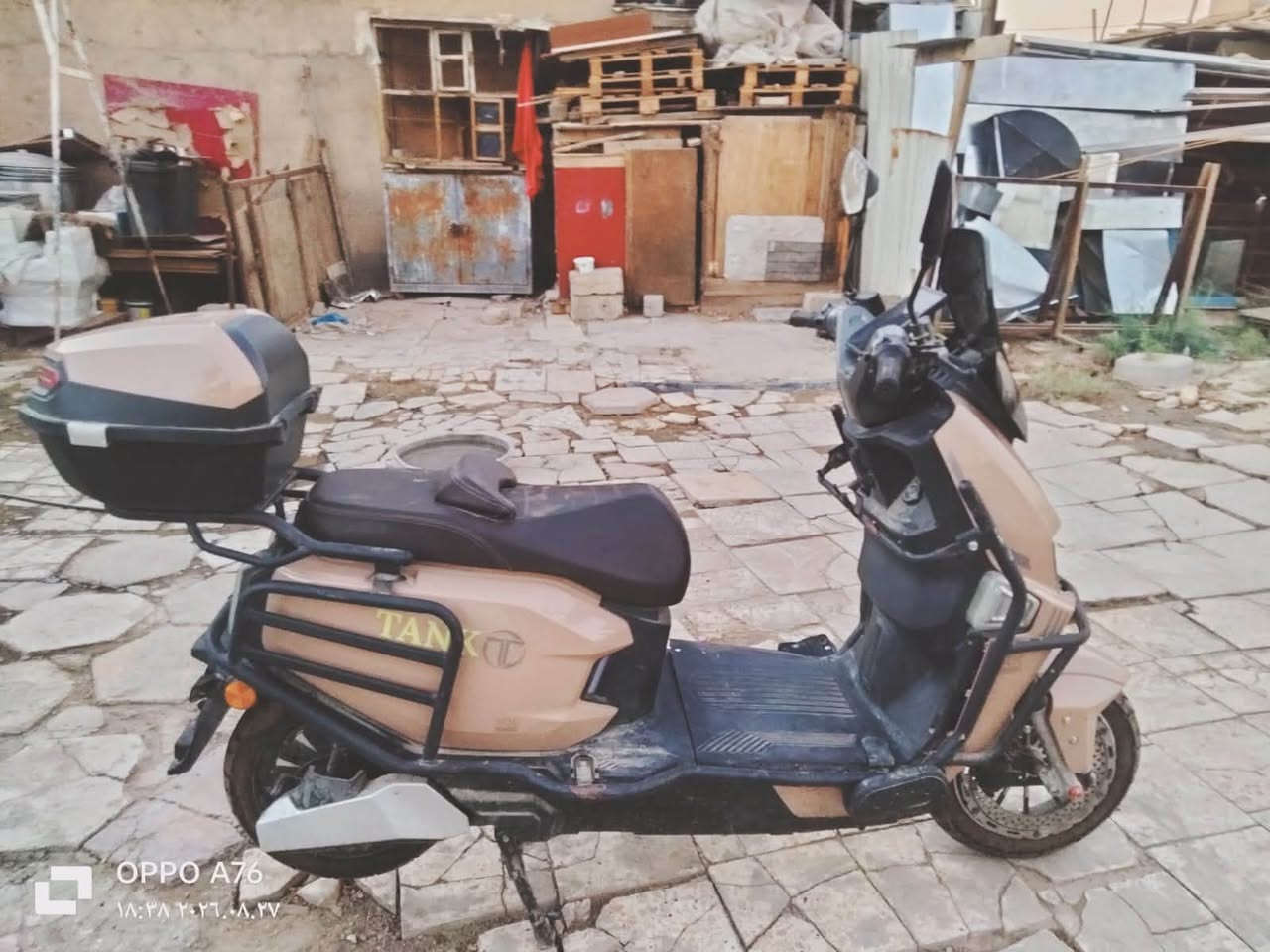 سلام عليكم دراجه للبيع موديل 25 دراجه عوزهه بطاريه فقط هاي نضافته كدامكم مكاني زعفرانيه الشراي يتصل ***********
