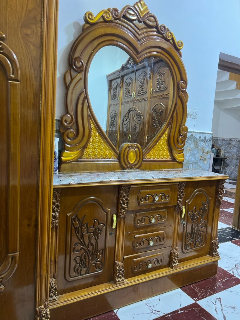 نجاره عراقيه • استخدام قليل • البصره