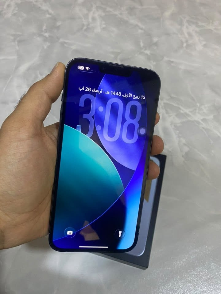 للبيع ايفون 13 برو ماكس عربي شرق اوسط ذاكره 256 بطاريته 77 الجهاز بعده على وضع الشركه لا مفتوح ولا مستبدل اي قطعه استخدام بيت مع كامل ملحقات الوكاله وياه سعره 650 الف وبي مجال بسيط للشراي *********** الشراي يتواصل واتساب
