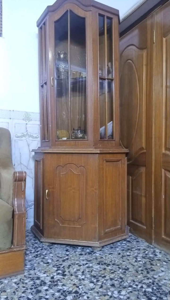 🚫❌ميز خشب لون اسود يتصغر ويتكبرب30
قفص مكيف عدد ثنين ب20
مبرده نظيفه استعمال قليل ب125
بلازمه حجم 42تشتغل بس بيه خط ابيض ب50
تخم 10مقاعد نظيف مابي اي ضرر ب100

معرض خشب مابي اي ضرر عدد2 150
زوج ثريا تشتغل 3الوان ب70
ورد عدد3ب25
شباج وقفص مكيف طن ونص ب50
سنك حوض واحد ب10

جربايه طفل خشب جديده ب50
جربايه حديد عدد 2ب75
تنور كهربائي 15
تنور غاز ب50
للاستفسار علئ الرقم ***********
