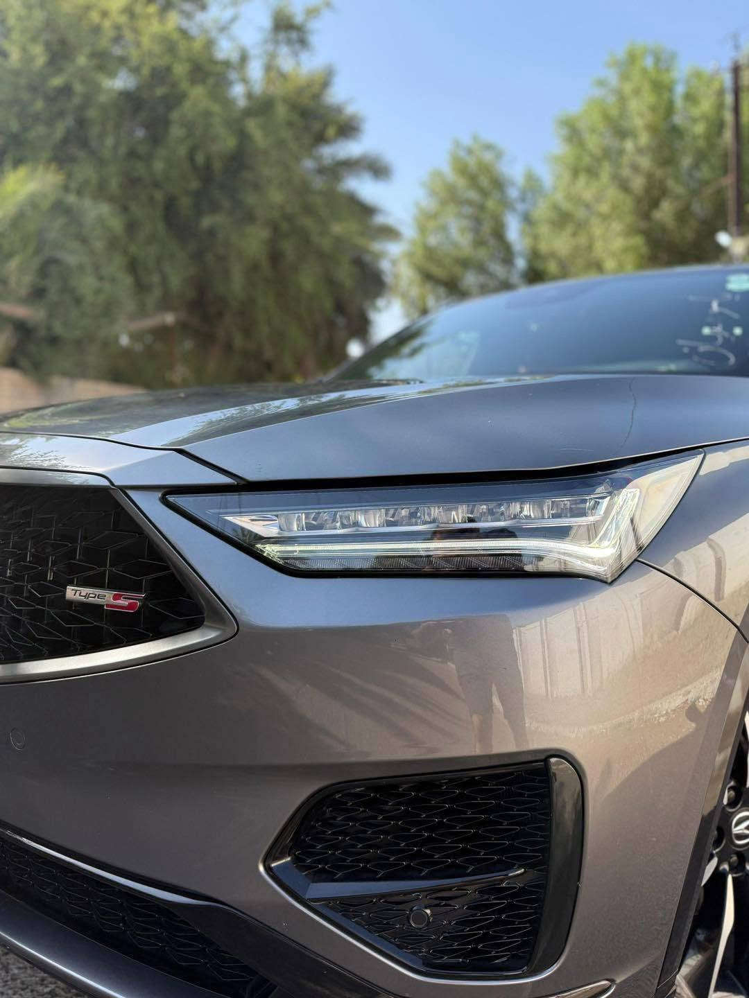 ‎السلام عليكم، الي يدور مميز 👍🏾🚘
‎​🔴 للبيع فقط (بغداد)
‎​🔹 نوع السيارة: هوندا أكيورا MDX (ياباني أصلي)
‎🔹 الموديل: 2024
‎🔹 الماشية: 20 ألف كم فقط
‎🔹 اللون: من الداخل أحمر أصلي
‎​🛡️ البدني والمواصفات:
‎​كلين تايتل وكفالة عامة من الدعامية للدعامية.
‎​فول مواصفات بصمة.
‎​ماكينة 3000 تيربو 6 سلندر / دفع رباعي (فور ويل).
‎​كشنات تدفئة وتبريد مع خزن ومساج (14 وضعية).
‎​سيستم صوت فاخر بـ 25 سماعة.
‎​تخم تاير أصلي حجم 21.
‎​سقف بانوراما / بردات خلفية / صندوق كهربائي.
‎​7 راكب / تبريد 3 قطع / إنارة داخلية متغيرة بلادية.
‎​جكات تصعد وتنزل / مغلفة PPF مطفي / داتا شو.
‎​استيرن كهربائي / رادار أمامي وجانبي / 5 كاميرات / ماوس / فجوج بريمبو.
‎​📌 معلومات التسجيل:
‎​رقم أربيل (السيارة باسمي مباشر).
‎​مكان السيارة: بغداد.
‎​📞 للإستفسار الاتصال بالرقم حصراً:
‎***********
