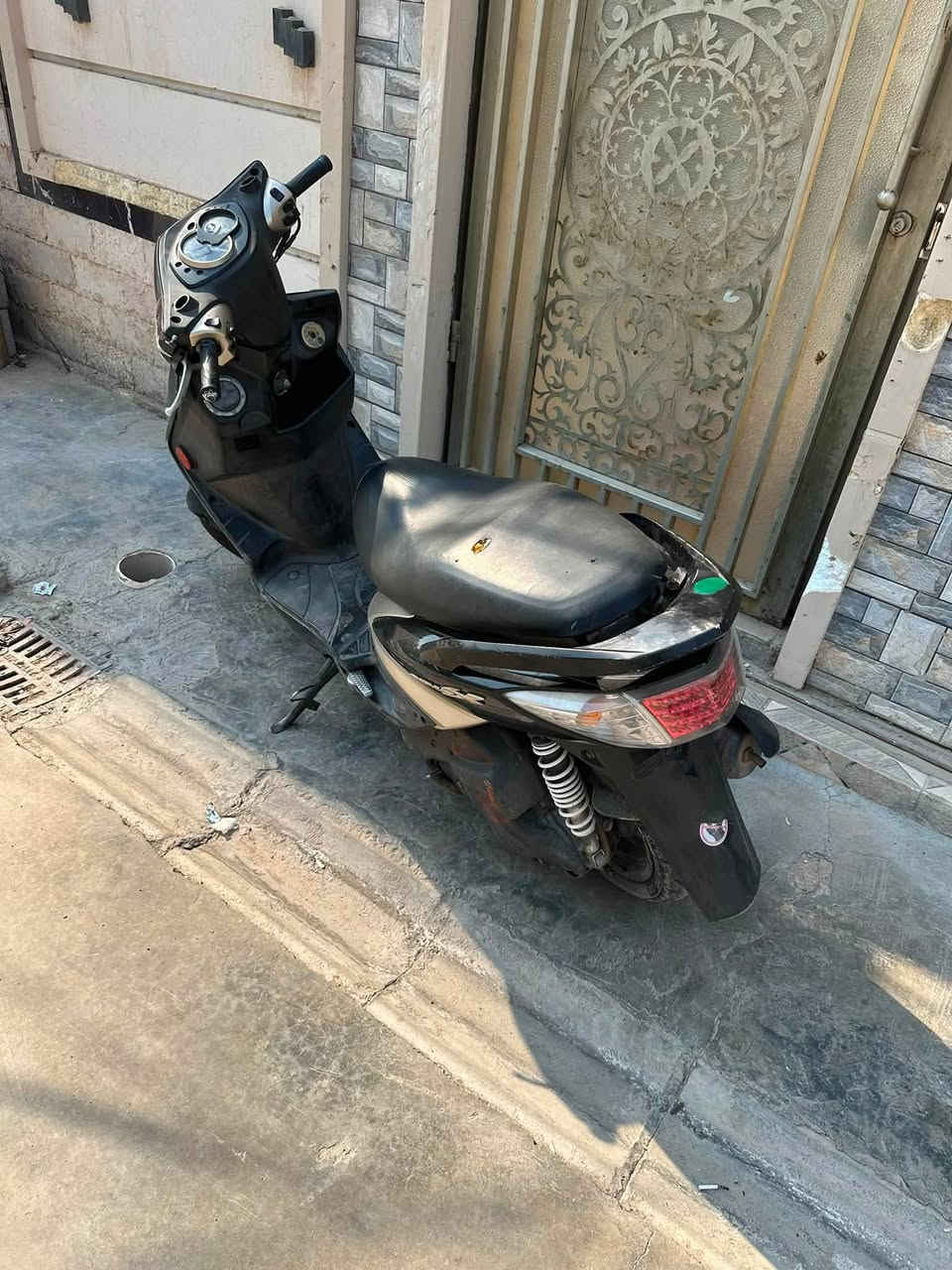 سكنس فحل للبيع نوزل السعر 750برغي مامفتوح بيهة دراجه جديده كلش ***********
