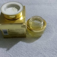 مستحضرات تجميل • بدون تفاصيل