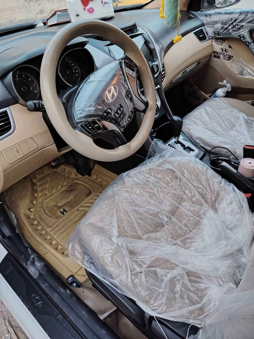 السلام عليكم
النترا موديل 13خليجي مكينه 1600دوش حداديه وكير ومكينه وتبريد اشاير بالمري بنوراما تخم تاير جديد السونار موجود ويه المنشور اقره السونار قبل متخابر 
السعر 85قفل مكاني بغداد 
***********
