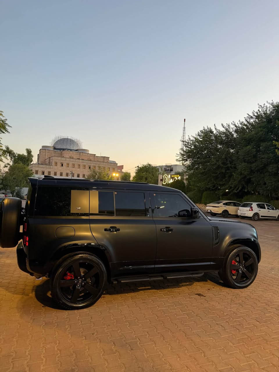 defender 2021 clin titl. 58 mil. p300S.     *********** السليمانية, العراق
